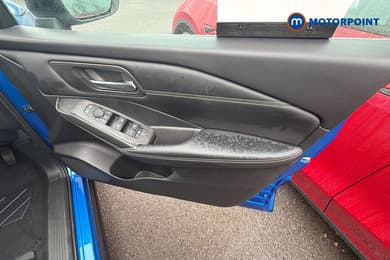 Nissan Qashqai N-Connecta Automatic Petrol-Electric Hybrid SUV - Stock Number (1658535) - 3rd supplementary image