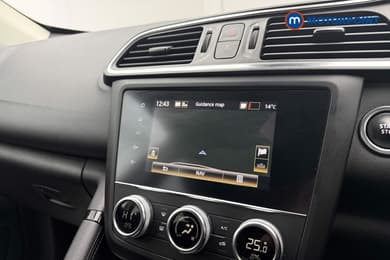 Renault Kadjar Iconic Manual Petrol SUV - Stock Number (1665655) - 13th supplementary image