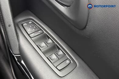 Renault Kadjar Iconic Manual Petrol SUV - Stock Number (1665655) - 18th supplementary image