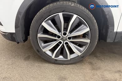 Renault Kadjar Iconic Manual Petrol SUV - Stock Number (1665655) - 26th supplementary image