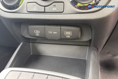Hyundai I10 Advance Automatic Petrol Hatchback - Stock Number (1669801) - 16th supplementary image
