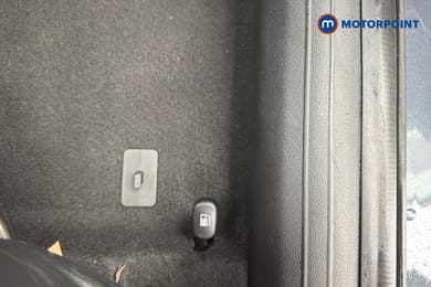 Hyundai Bayon Premium Automatic Petrol SUV - Stock Number (1670653) - 6th supplementary image