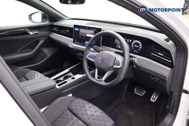 Volkswagen Passat R-Line Automatic Petrol Plug-In Hybrid Estate - Stock Number (1672190) - 19th supplementary image