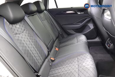 Volkswagen Passat R-Line Automatic Petrol Plug-In Hybrid Estate - Stock Number (1672190) - 22nd supplementary image