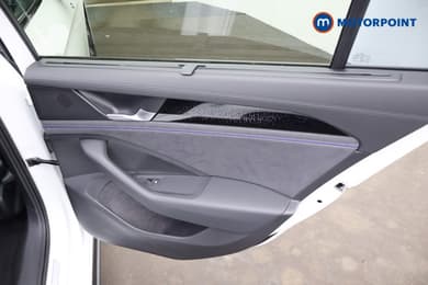 Volkswagen Passat R-Line Automatic Petrol Plug-In Hybrid Estate - Stock Number (1672190) - 24th supplementary image