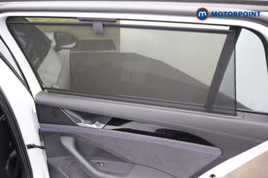 Volkswagen Passat R-Line Automatic Petrol Plug-In Hybrid Estate - Stock Number (1672190) - 25th supplementary image