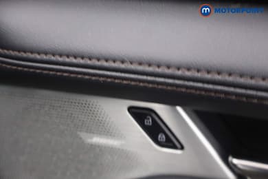 Mazda 3 Exclusive-Line Automatic Petrol Hatchback - Stock Number (1672724) - 9th supplementary image