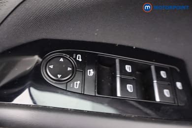 Mazda 3 Exclusive-Line Automatic Petrol Hatchback - Stock Number (1672724) - 10th supplementary image