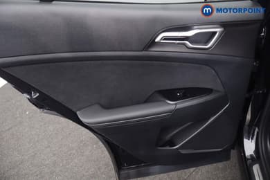 KIA Sportage Gt-Line Automatic Petrol-Electric Hybrid SUV - Stock Number (1673436) - 37th supplementary image