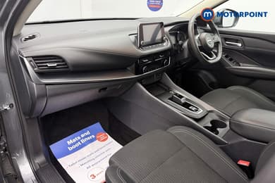 Nissan Qashqai Acenta Premium Automatic Petrol-Electric Hybrid SUV - Stock Number (1674029) - 4th supplementary image