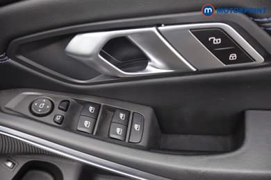 BMW 3 Series M Sport Automatic Petrol Plug-In Hybrid Saloon - Stock Number (1676610) - 10th supplementary image