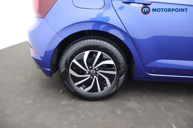 Volkswagen Polo Life Manual Petrol Hatchback - Stock Number (1677538) - 2nd supplementary image