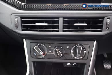 Volkswagen Polo Life Manual Petrol Hatchback - Stock Number (1677538) - 13th supplementary image