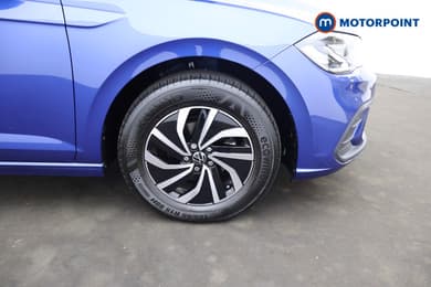 Volkswagen Polo Life Manual Petrol Hatchback - Stock Number (1677538) - 1st supplementary image