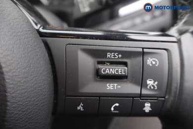 Nissan Qashqai Acenta Premium Manual Petrol SUV - Stock Number (1678143) - 13th supplementary image