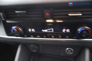 Nissan Qashqai Acenta Premium Manual Petrol SUV - Stock Number (1678143) - 16th supplementary image