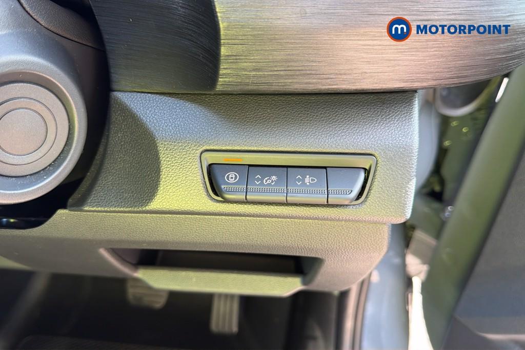 Renault Trafic Extra Sport Automatic Diesel Panel Van - Stock Number (1679184) - 8th supplementary image