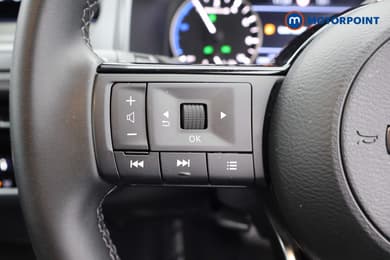 Nissan Qashqai Acenta Premium Automatic Petrol-Electric Hybrid SUV - Stock Number (1680336) - 6th supplementary image