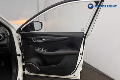 Mg Motor Uk HS Excite Manual Petrol SUV - Stock Number (1658442) - 17th supplementary image