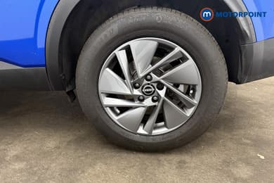 Nissan Qashqai Acenta Premium Manual Petrol SUV - Stock Number (1663389) - 29th supplementary image