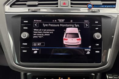 Volkswagen Tiguan R-Line Automatic Petrol SUV - Stock Number (1672445) - 9th supplementary image