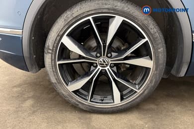 Volkswagen Tiguan R-Line Automatic Petrol SUV - Stock Number (1672445) - 38th supplementary image