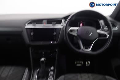 Volkswagen Tiguan R-Line Automatic Petrol SUV - Stock Number (1676407) - 8th supplementary image