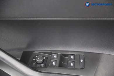 Volkswagen Polo Life Manual Petrol Hatchback - Stock Number (1677826) - 10th supplementary image