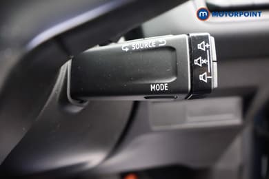 Renault Captur Se Edition Automatic Petrol-Electric Hybrid SUV - Stock Number (1678783) - 7th supplementary image