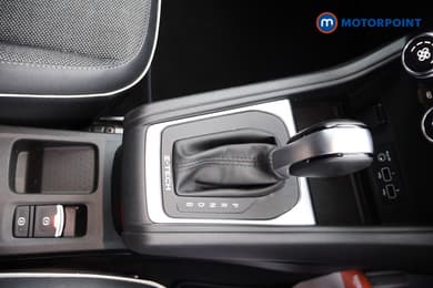 Renault Captur Se Edition Automatic Petrol-Electric Hybrid SUV - Stock Number (1678783) - 10th supplementary image