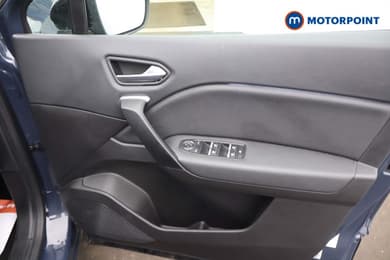 Renault Captur Se Edition Automatic Petrol-Electric Hybrid SUV - Stock Number (1678783) - 13th supplementary image