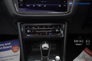 Volkswagen Tiguan R-Line Edition Automatic Petrol SUV - Stock Number (1680034) - 4th supplementary image