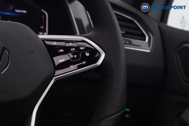 Volkswagen Tiguan R-Line Edition Automatic Petrol SUV - Stock Number (1680034) - 11th supplementary image