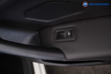 Volkswagen Tiguan R-Line Edition Automatic Petrol SUV - Stock Number (1680034) - 30th supplementary image
