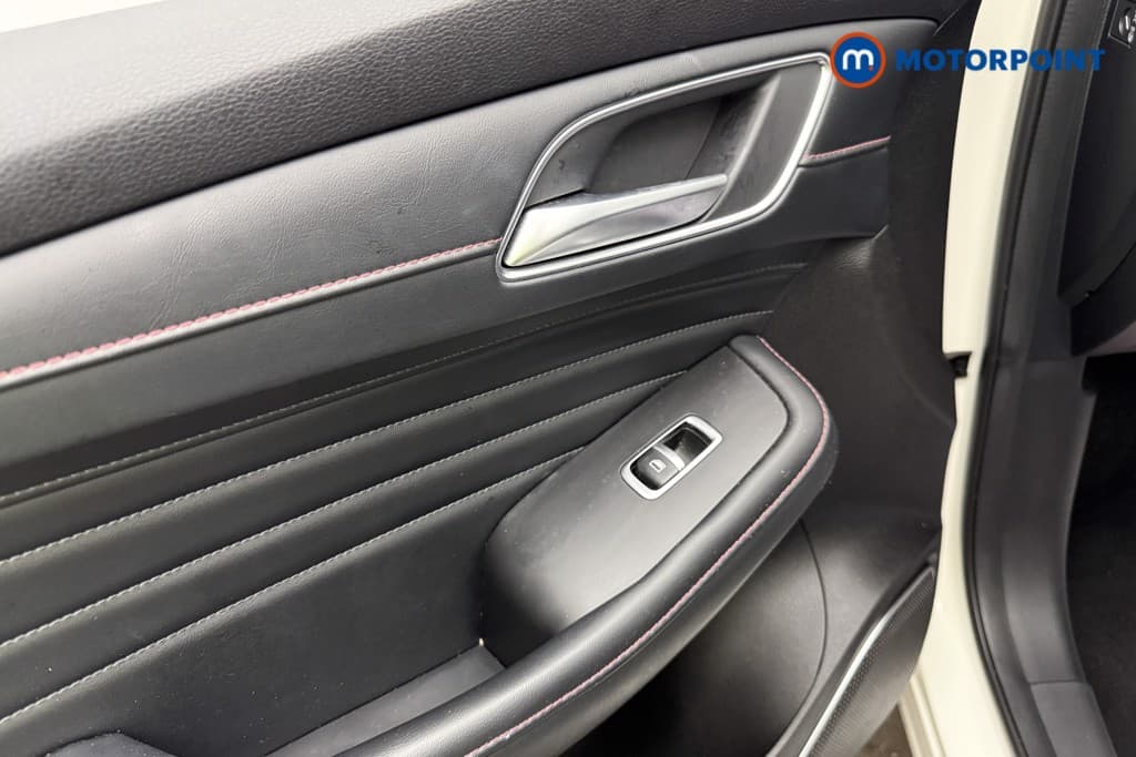 Mg Motor Uk HS Exclusive Automatic Petrol SUV - Stock Number (1657348) - 8th supplementary image