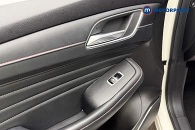 Mg Motor Uk HS Exclusive Automatic Petrol SUV - Stock Number (1657348) - 8th supplementary image