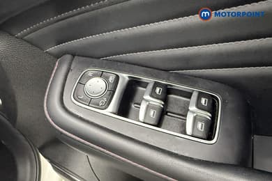 Mg Motor Uk HS Exclusive Automatic Petrol SUV - Stock Number (1657348) - 34th supplementary image