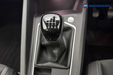 Volkswagen Golf Style Manual Petrol Hatchback - Stock Number (1657786) - 7th supplementary image