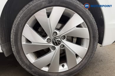 Volkswagen Golf Style Manual Petrol Hatchback - Stock Number (1657786) - 13th supplementary image