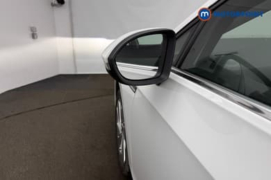 Volkswagen Golf Style Manual Petrol Hatchback - Stock Number (1657786) - 30th supplementary image