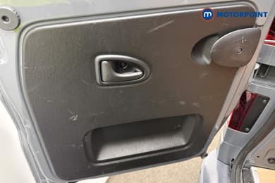 Renault Trafic Extra Sport Manual Diesel Panel Van - Stock Number (1671885) - 42nd supplementary image
