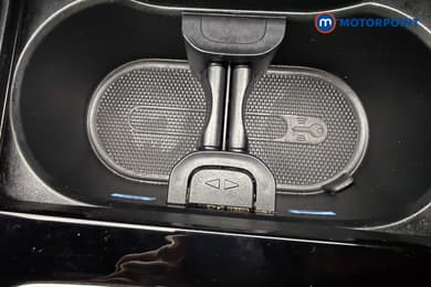 Mercedes-Benz A Class Amg Line Automatic Petrol Saloon - Stock Number (1674455) - 53rd supplementary image