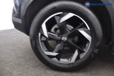 Nissan Juke N-Connecta Automatic Petrol SUV - Stock Number (1677796) - 8th supplementary image