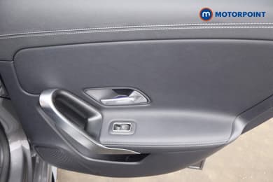 Mercedes-Benz A Class Executive Edition Automatic Petrol Hatchback - Stock Number (1678015) - 21st supplementary image