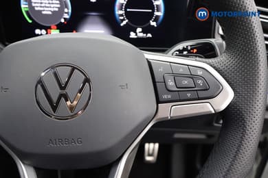 Volkswagen Tiguan R-Line Automatic Petrol Plug-In Hybrid SUV - Stock Number (1667400) - 3rd supplementary image