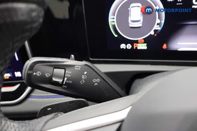 Volkswagen Tiguan R-Line Automatic Petrol Plug-In Hybrid SUV - Stock Number (1667400) - 5th supplementary image
