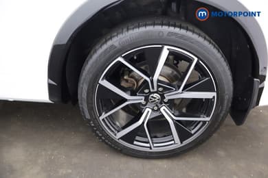 Volkswagen Tiguan R-Line Automatic Petrol Plug-In Hybrid SUV - Stock Number (1667400) - 35th supplementary image