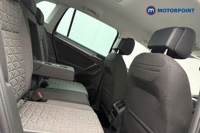 Volkswagen Tiguan Life Automatic Petrol SUV - Stock Number (1672605) - 20th supplementary image