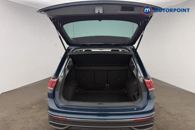 Volkswagen Tiguan Life Automatic Petrol SUV - Stock Number (1672605) - 22nd supplementary image