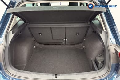 Volkswagen Tiguan Life Automatic Petrol SUV - Stock Number (1672605) - 23rd supplementary image